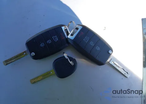 2016 Kia Soul + from USA, damaged, VIN KNDJP3A59G7857947